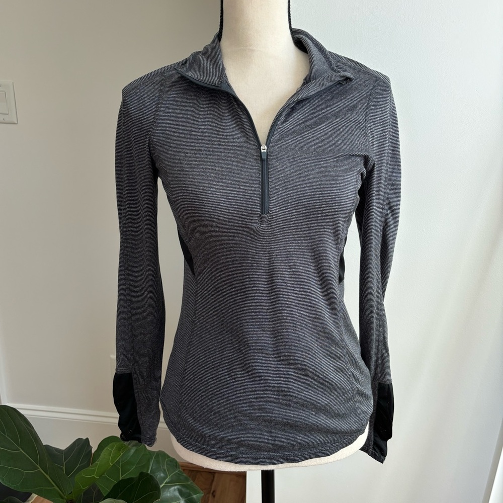 Danskin Now women’s black/gray striped running quarter zip pullover size xs